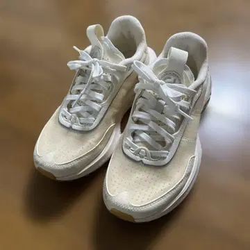 콜 한 ZEROGRAND 368 화이트 스니커즈