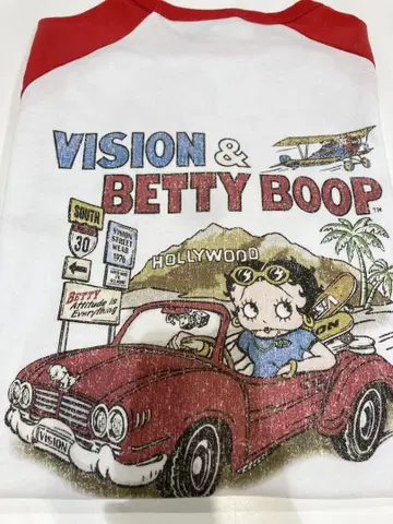 BETTY 빈티지 티셔츠