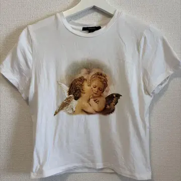 FOREVER21 엔젤 프린트 크롭 티셔츠
