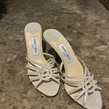 JIMMY CHOO 베이지 뮬 37