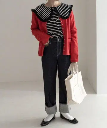 REAK'S STORE 프릭스스토어 프릴 둥근 카라 컷 T 롱T 보더