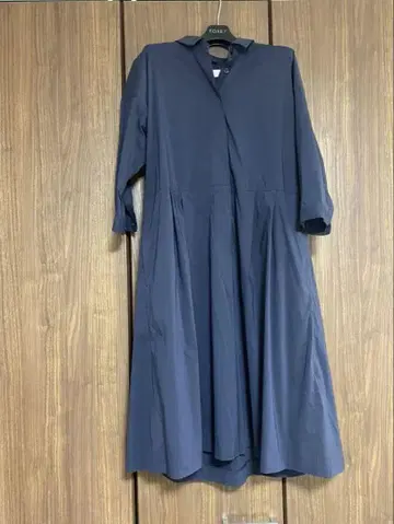 매킨토시 런던 원피스 네이비