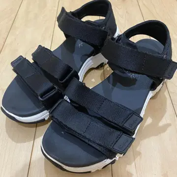 스케쳐스 블랙 스포츠 샌들 디라이츠 프레쉬 캐치