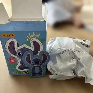 52TOYS 스티치 봉제 인형 알로하