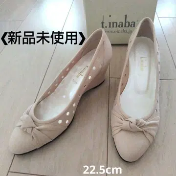 [미사용 새상품] t.inaba 웨지 힐 펀칭 도트 22.5cm
