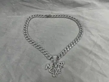NEVER GIVE UP 목걸이