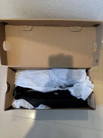 Vans V98CLA 블랙 슬립온 27.5cm