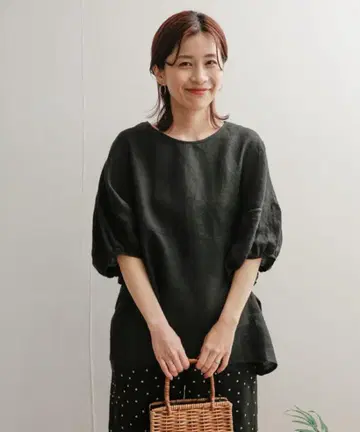 어반 리서치 도어스 린넨 벌룬 슬리브 블라우스 블랙