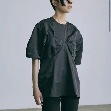 EN NEUME 뷔스티에 디자인 블라우스