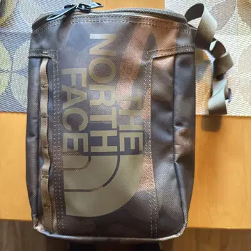 THE NORTH FACE 카모플라쥬 숄더백