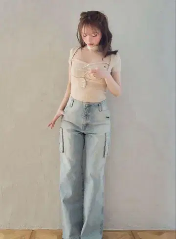 andmary 뒷부분 리본 장식 데님 카고 팬츠 XS
