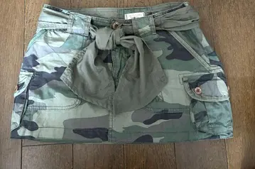 ABERCROMBIE & FITCH 마이크로 미니 스커트