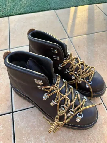 Danner 등산화 브라운