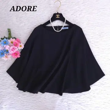 새상품급 어도어 판초 블라우스 ADORE 넉넉한