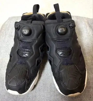 Reebok Instapump Fury 블랙/금 25cm 펌프 퓨리