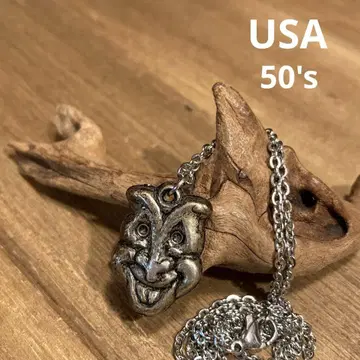 USA 빈티지 50년대 참 목걸이 몬스터 호러 데빌