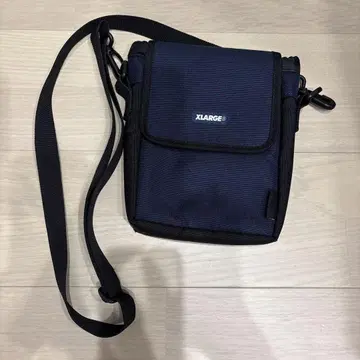 X-LARGE 숄더백