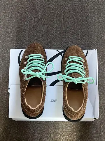 CRICLE CAGE MOUNTAIN DERBY BROWN