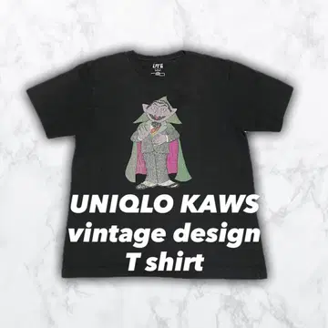 유니클로 카우스 KAWS 카운트 백작 드라큘라 콜라보 티셔츠 L