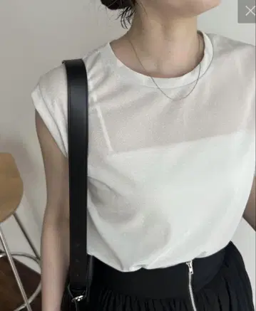 카프리슈 마쥬 라메 탑 실버