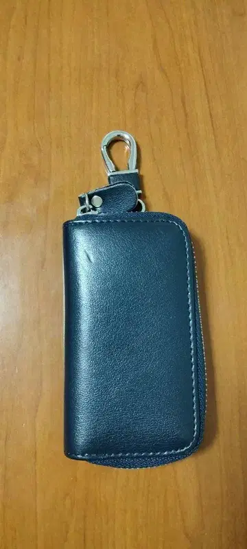 키케이스 네이비