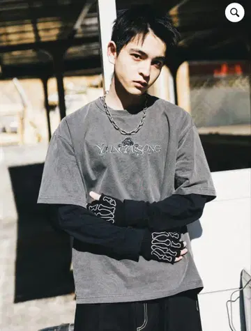 youngersong 자수 티셔츠 다크 그레이