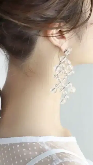 아네모네 연쇄 펄 볼륨 귀걸이