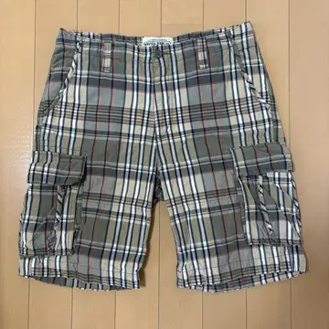 NAUTICA JEANS CO. 체크 무늬 숏 팬츠 36W