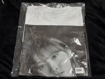 요다 유키 노기자카46 A/W 2024 S상 사진 티셔츠 포스터 모바카
