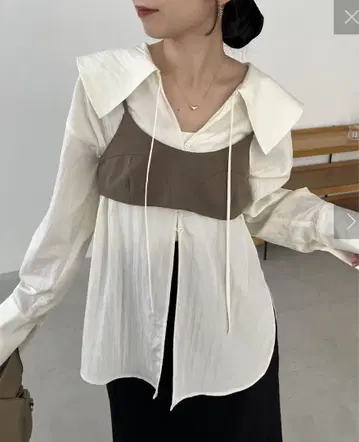 카프리슐레 마쥬 [세트 아이템] 뷔스티에 포함 BIG 옷깃 셔츠