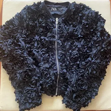 ZARA 꽃무늬 텍스처 자켓 M