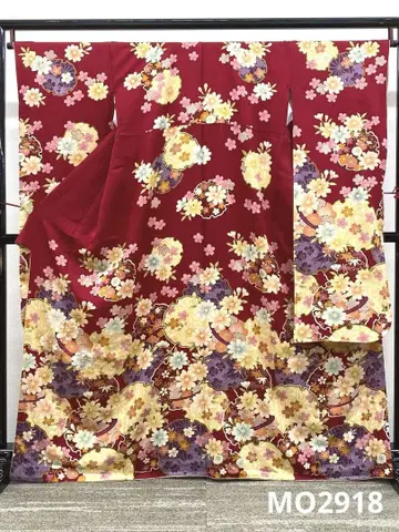후리소데 럭셔리 금색 자수 패턴 팔 길이 163cm 발수 가공 완료