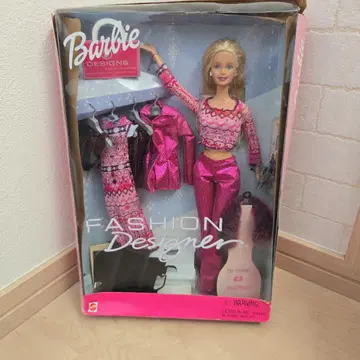 레어 Barbie Fashion Designer 인형 본체