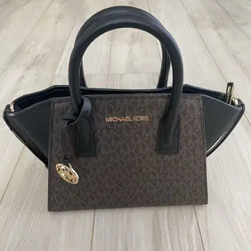 MICHAEL KORS 백