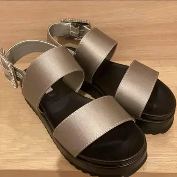 새틴 비쥬 샌들 유나이티드 애로우즈