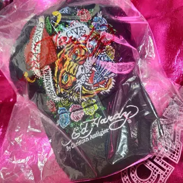챤미나 본인 사인 한정판 Ed Hardy 콜라보레이션 야구 모자