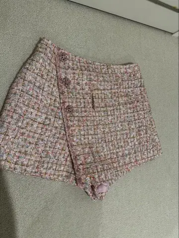 셀프 포트레이트 숏팬츠