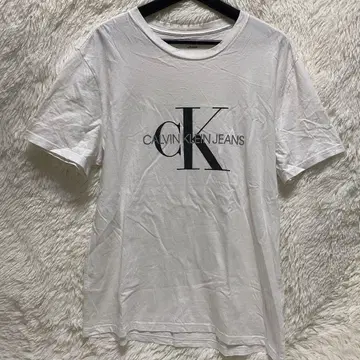 BTS 정국 착용 CALVIN KLEIN JEANS 티셔츠