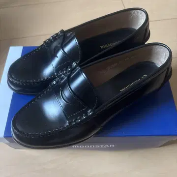새상품 문스타 여성용 로퍼 26cm 2E 천연 가죽