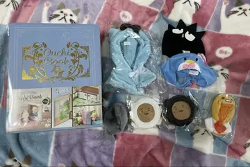 인형 굿즈 묶음 판매 (사진 2장)