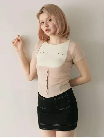 andmary Mary logo tops beige