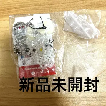 미사용 새상품 로리즈팜 me% 헬로키티 콜라보 참