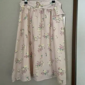 CoutureBrooch 꽃무늬 플레어 스커트 핑크 무릎 기장