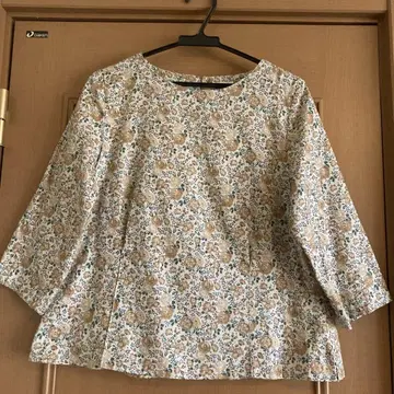 하비라하비레 리버티 턱 블라우스 일본제 컨디션 최상