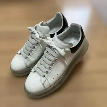 Alexander McQueen 스니커즈 화이트/블랙