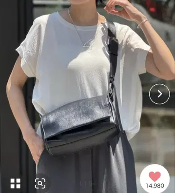 BEARDSLEY 비어즐리 가죽 바디백 블랙