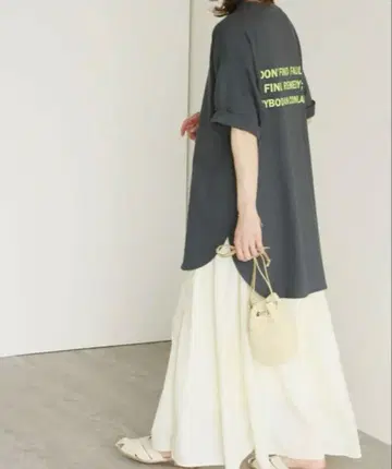 [ reca ] 백 프린트 로고 롱 T셔츠 그레이