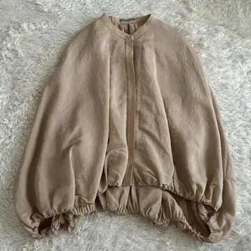 미사용급 theory luxe 2024 블라우스 슬리브리스