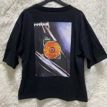 새상품급 VAUNDY replica T셔츠 블랙 L 사이즈