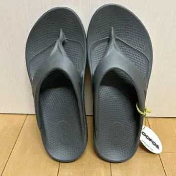 [새상품] OOFOS 샌들